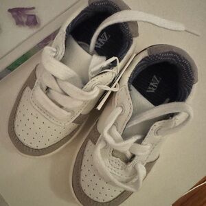 Zara shoes for babies never worn with tag